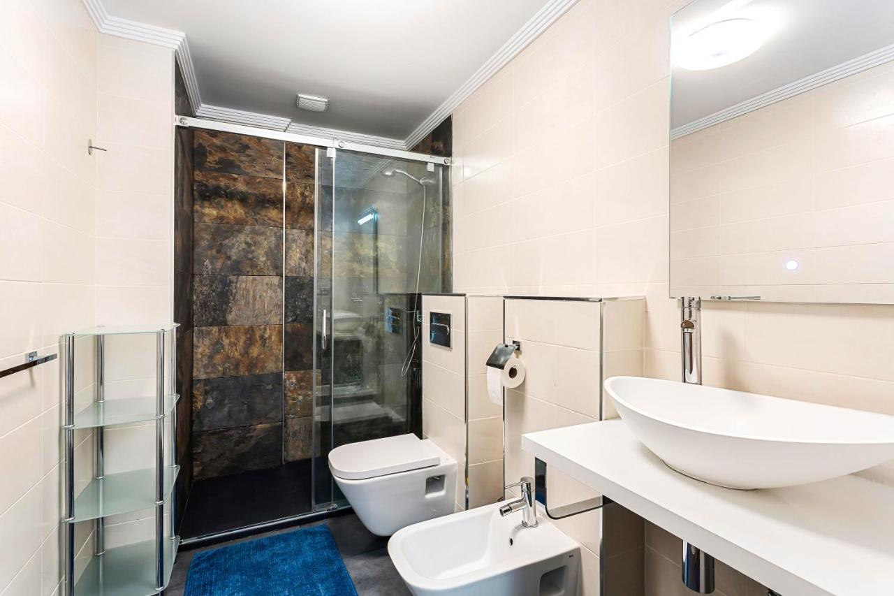 Ribera Del Puerto - Luxe Apartement With Great Terrace And Sea View بويرتو دي موغان المظهر الخارجي الصورة